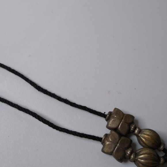 Vintage Metal Pendant String Necklace - Picture 8 of 16